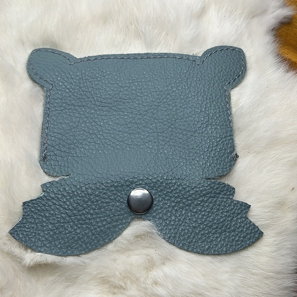 Handmade Leather Fox Wallet - Picture 3 of 5